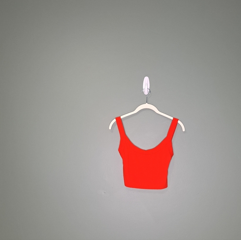 Kith Terra Tank Cinnabar Red Medium NWOT - Picture 4 of 8